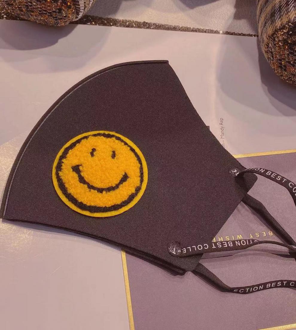 善水上境笑脸口罩网红同款黄色笑脸女款高颜值立体口罩防风保暖亲肤