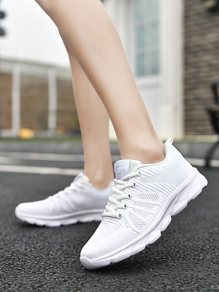 女式劳保鞋轻便带钢头女时尚女士透气工作鞋超轻软底工地钢板静电鞋