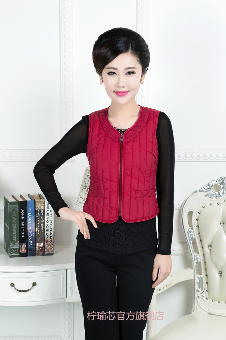 女士贴身小马甲女式内穿棉马甲学生保暖紧身马夹短款秋冬坎肩女装丝棉