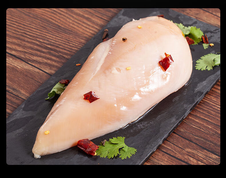 即食鸡胸肉干人吃代餐速食饱腹零食解馋卤味熟食烤鸡肉干辣味50g1包