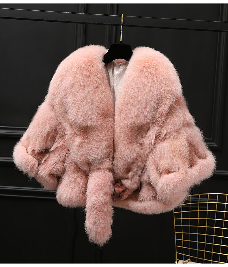 范戈堡秋冬轻奢品质2021新款秋冬狐狸毛皮草外套女短款披肩皮毛一体