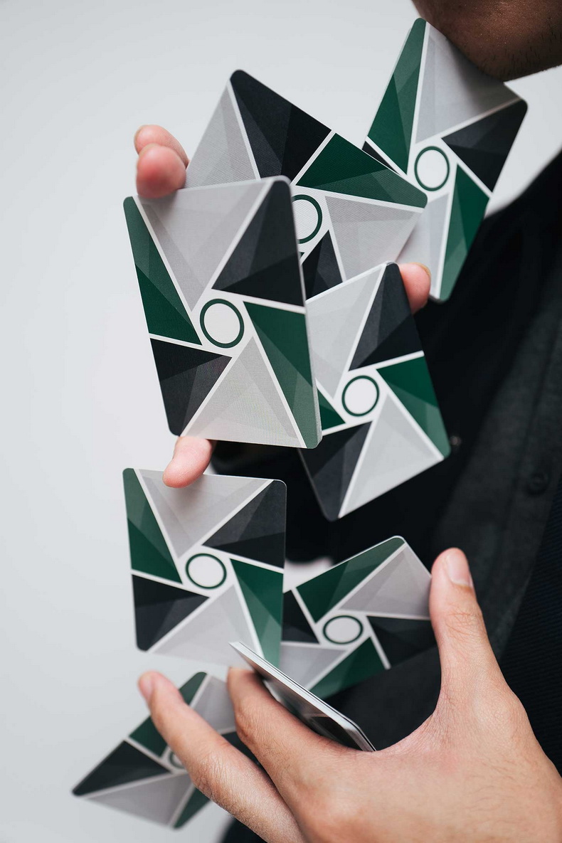 余今扑克牌艺术大师virtuosofw17ss16花切纸牌v组p1炫酷花切神牌