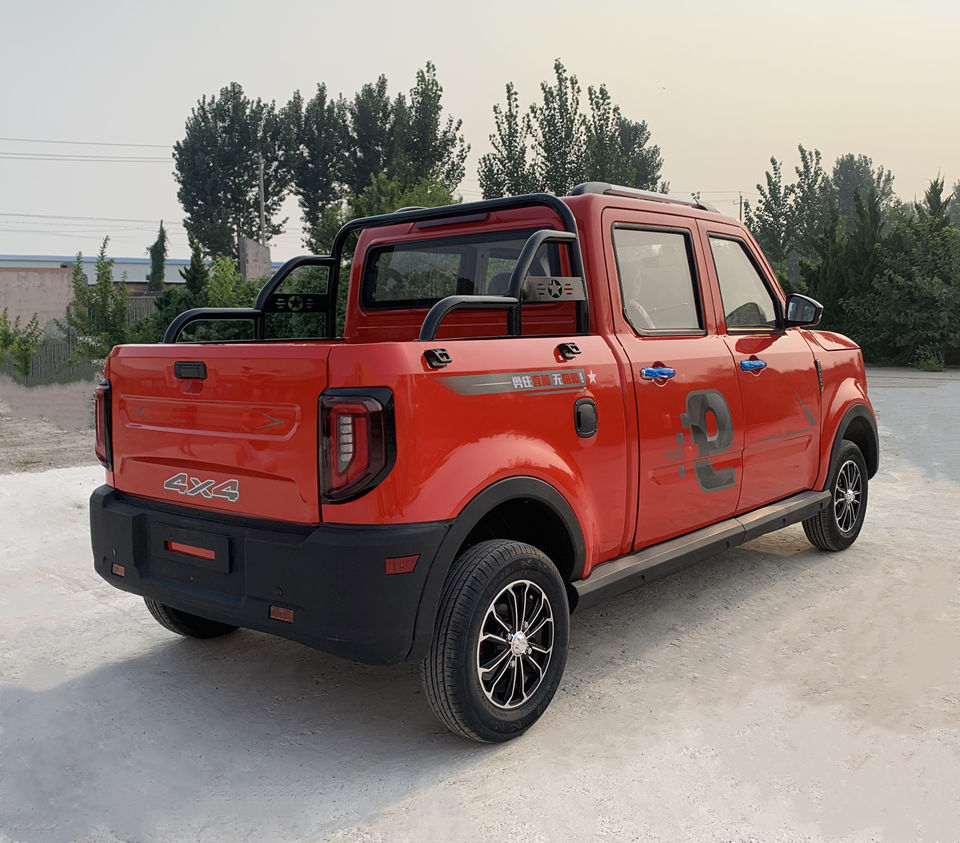 英诺普电动皮卡四轮车双排拉货家用大功率皮卡载重王油电两用载重版纯