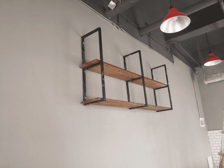 铁艺吊架吧台置物架前台悬挂酒架工业风实木装饰墙上壁挂隔板架子 2