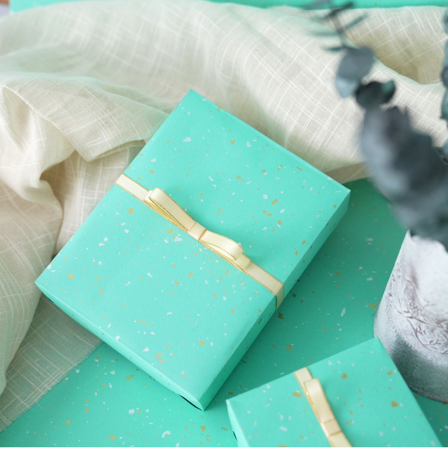 加厚不透包装纸礼品包装纸璀璨洒金ins风简约生日礼物纸情人节七夕礼