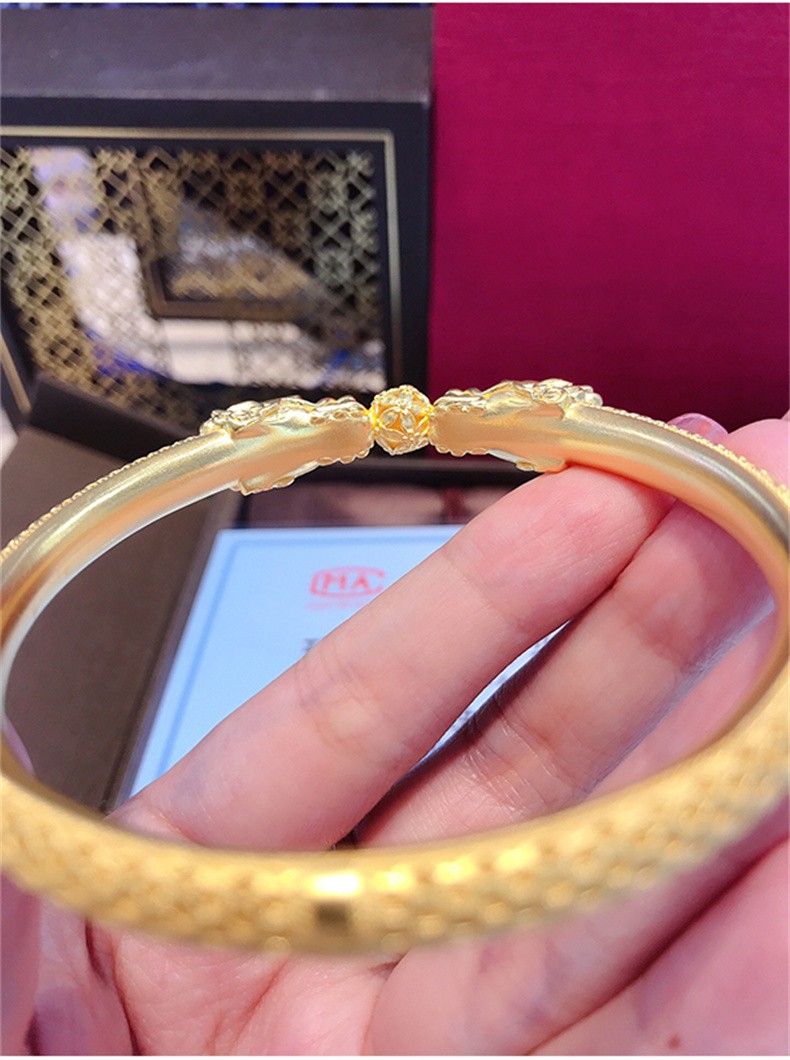 双龙戏珠手镯古法黄金镯子9999足金花丝镂空足金镯子