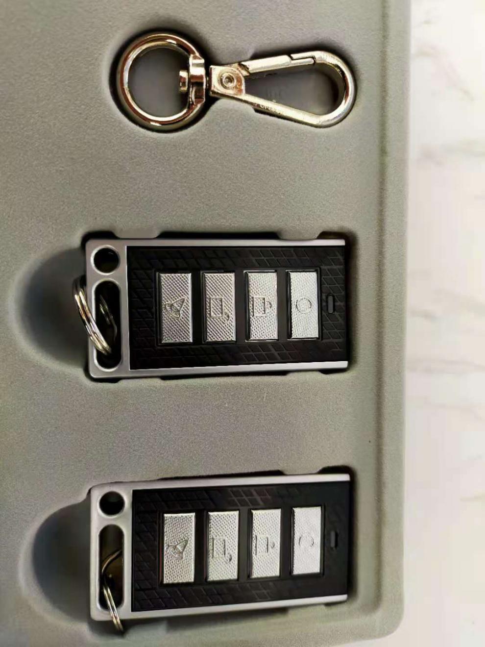 新款铃木uy摩托车防盗器原厂uu125uy125智能豪报警器自动上锁功能