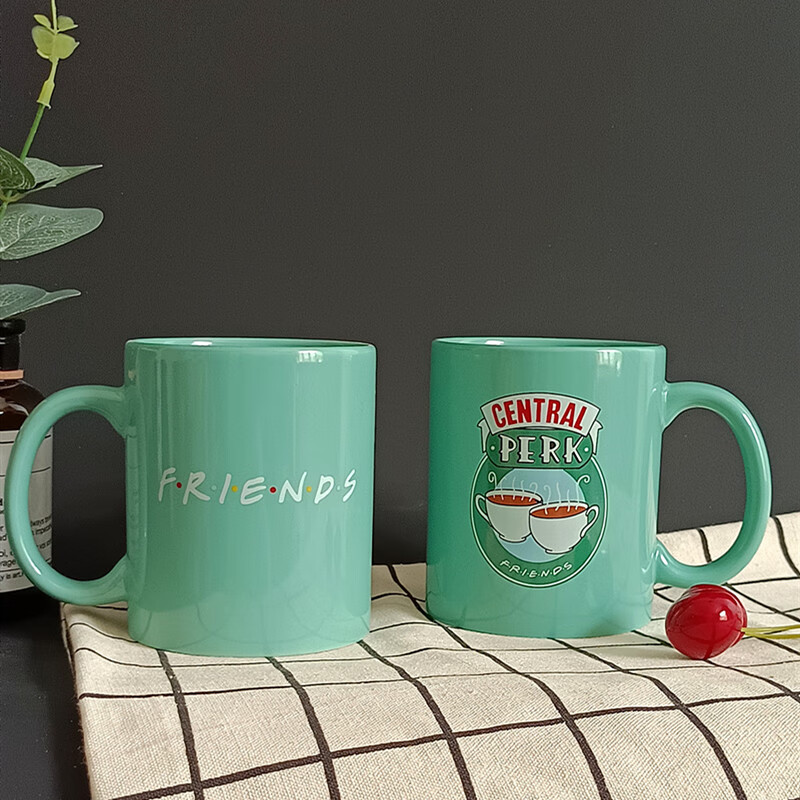 老友记马克杯微瑕品2个 周边咖啡杯大口径马克杯大容量陶瓷早餐杯 650