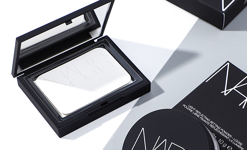 nars 纳斯粉饼 流光美肌轻透·蜜粉饼 定妆粉控油大白饼 透明散粉