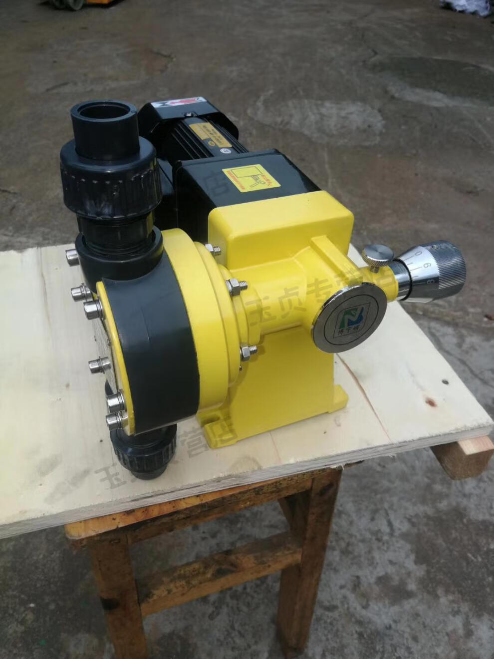 加药隔膜计量泵定量泵酸碱机耐腐蚀加药酸碱泵化工泵酸碱泵投药泵150