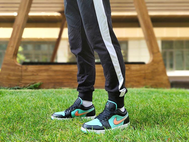 纯原aj1黑绿渐变钩子黑蒂芙尼休闲百搭低帮运动篮球鞋黑蒂芙尼ck30