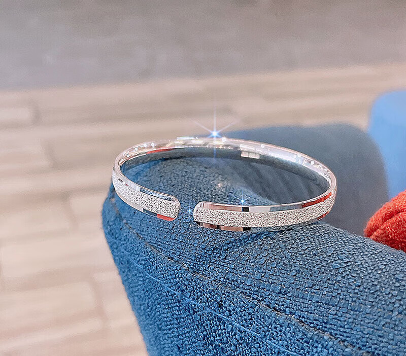 老凤凰款式 双线洋气订沙银手镯女 999.