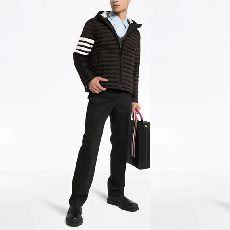 汤姆 布朗(thom browne) 男士薄款连帽羽绒服 mjd022x05411415深蓝色