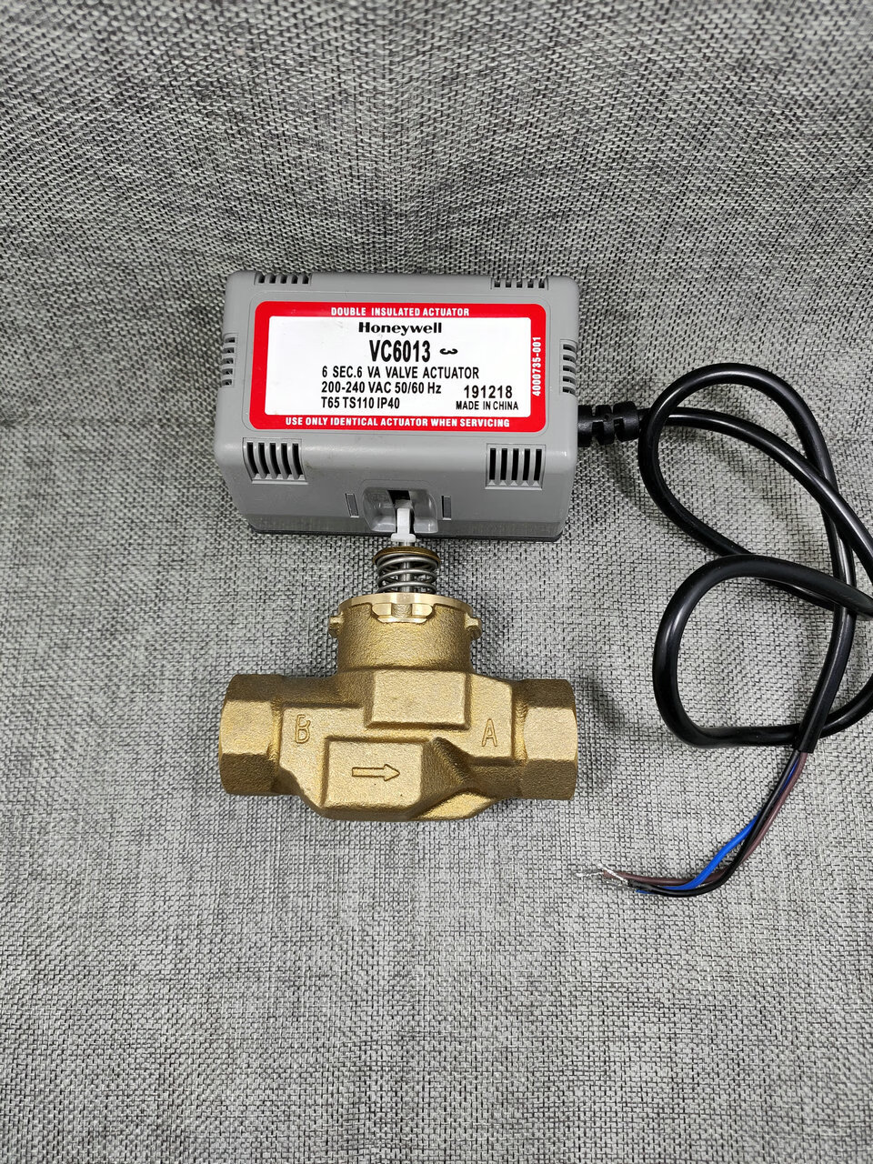 电动二通阀型电动二通阀风机盘管电动阀vc6013vn6013vc6013型dn20整套