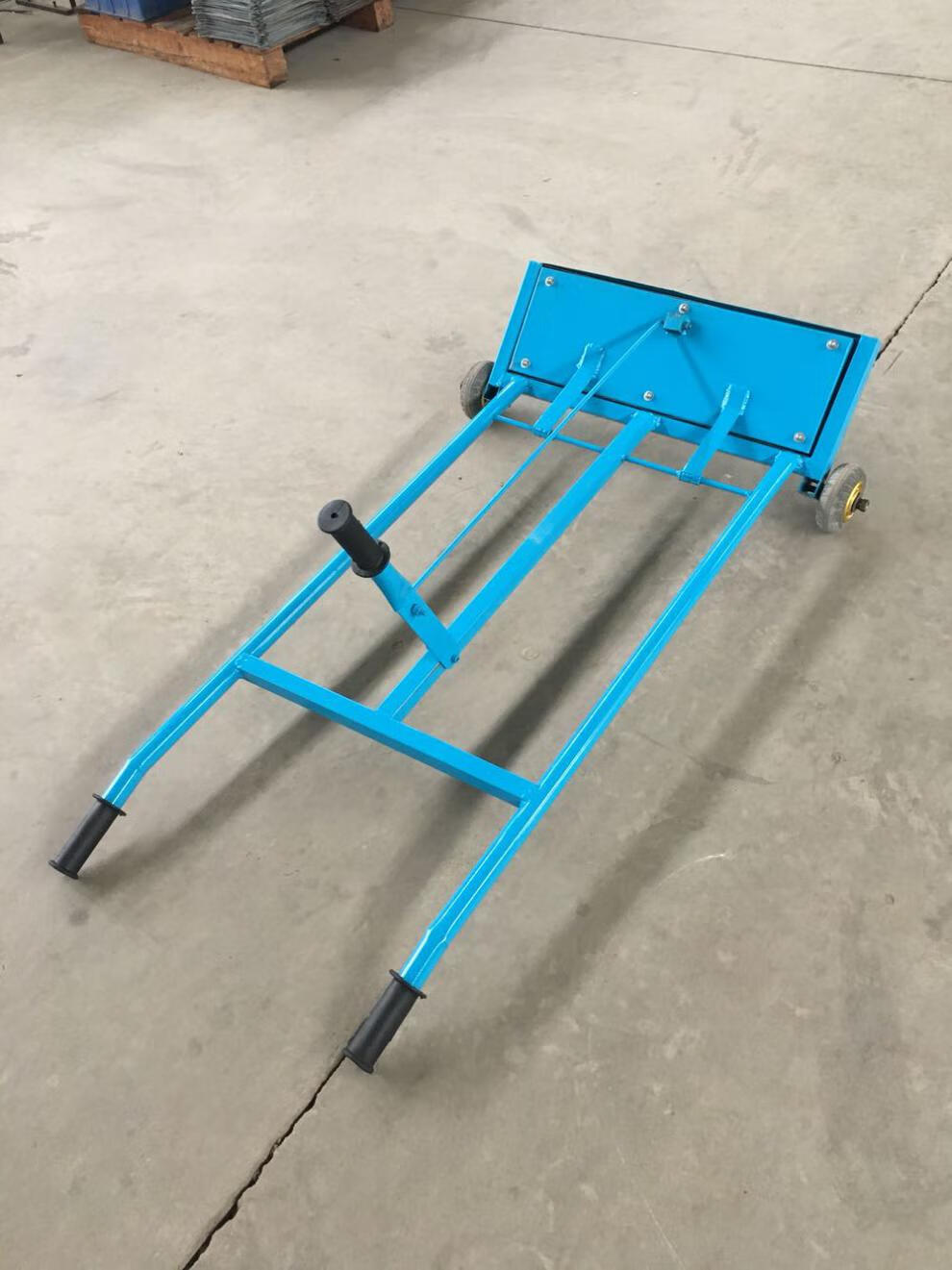 车间拾铁器手推式吸铁车磁力钢丸铁屑清扫车地面除铁器强磁 吸铁车