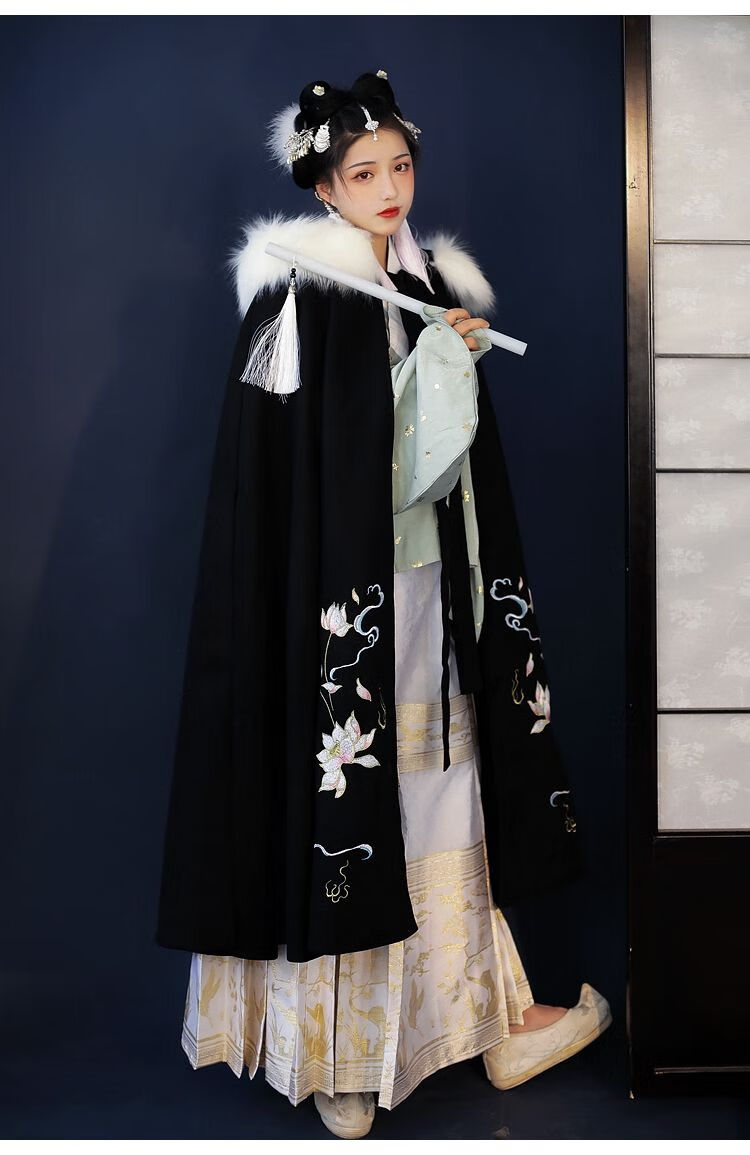 应蛟龙沉香琉璃设计加绒加厚连帽长款汉服斗篷披风男女冬黑色金鱼加绒