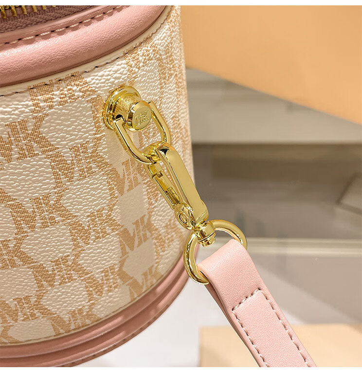 mk女包高端轻奢品牌女包小众设计mk圆筒小包手提包女式2022新款潮百搭