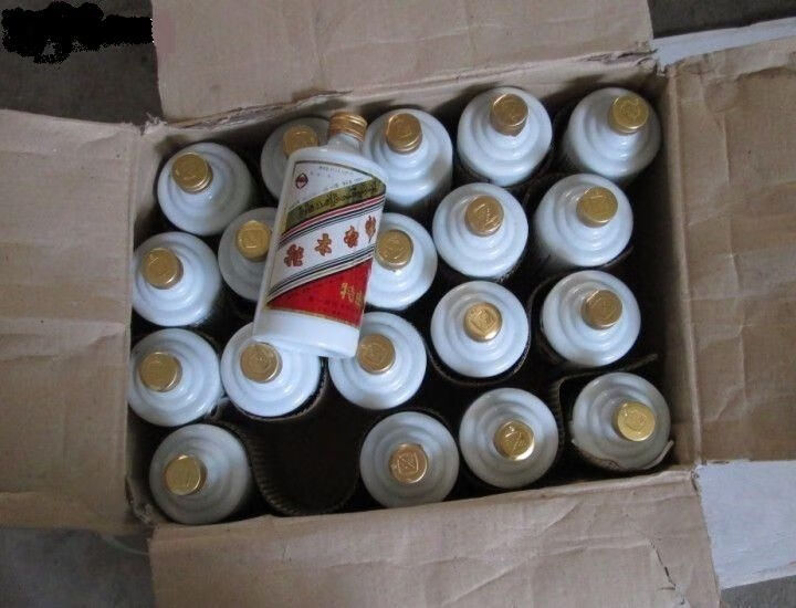 托木尔峰酒 20瓶/箱 托木尔峰46度老酒特曲 托木尔峰46度老酒特曲一箱