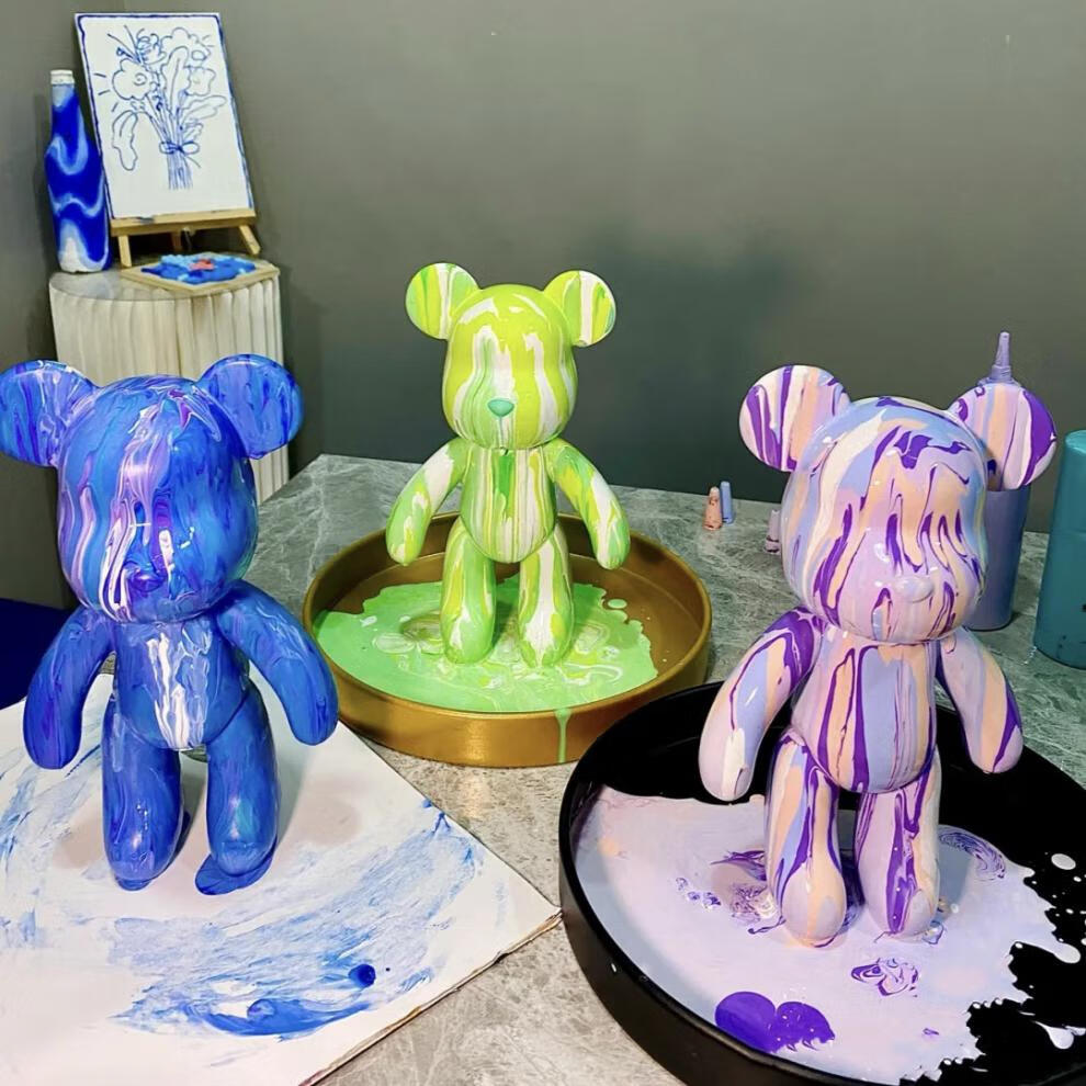 网红石膏娃娃流体彩绘暴力熊手工diy创意涂鸦潮公仔新年摆件3色绿白黑