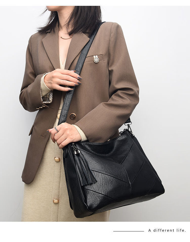 适合4050岁中青年妈妈可以背的真牛皮女包2022新款时尚女士单肩包大包