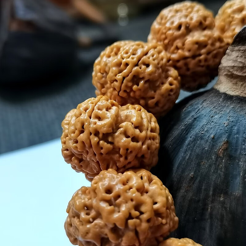 檀福匠尼泊尔手工打底安娜蜂王大金刚菩提子手串梅花桩爆肉双龙佛珠