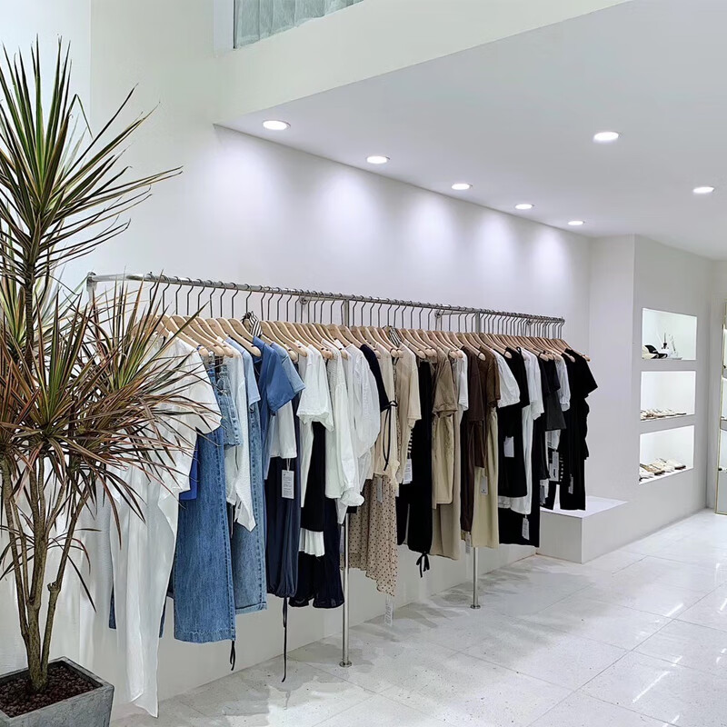 简约银色服装展示上墙架落地式网红款INS女装店正侧挂服装陈列架 长100*离墙28高160 银 标配