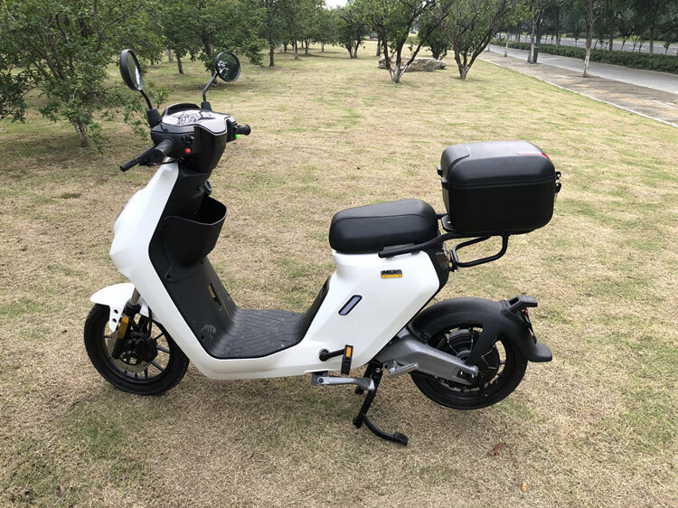 适用小牛电动车mqi2 m2尾箱后备箱货架支架储物箱工具箱可放夏盔 小牛