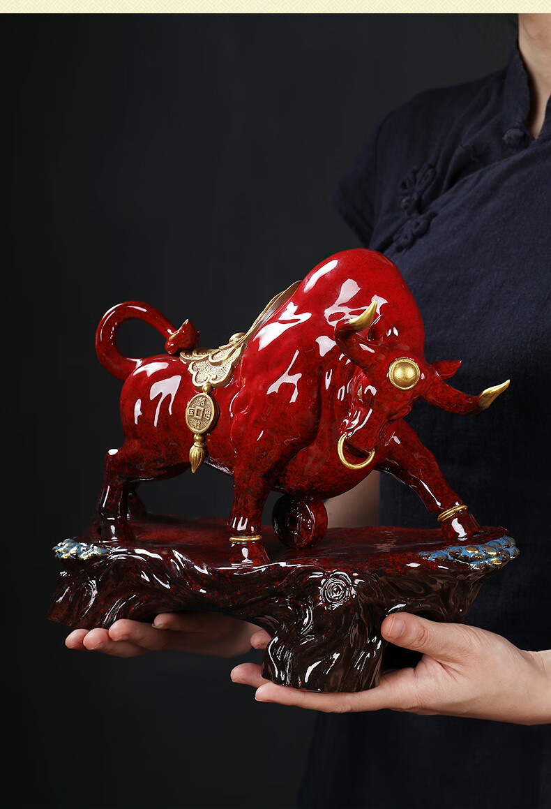 60新款礼品 运势如虹陶瓷牛摆件客厅牛装饰办公室工艺品牛气冲天