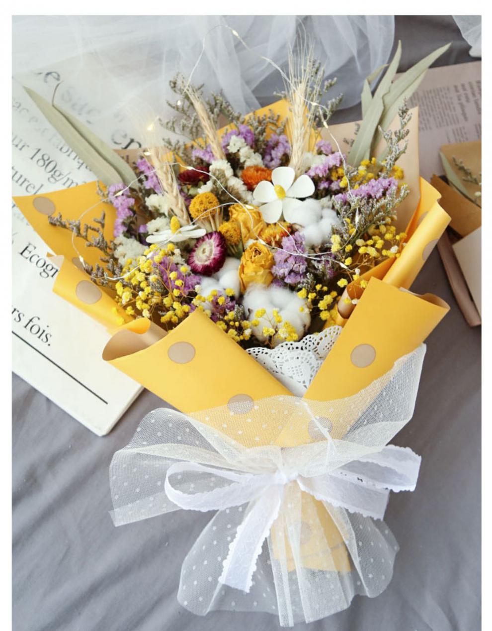 网红满天星花束送人手捧玫瑰生日创意女朋友干花真花混搭花束礼物送女