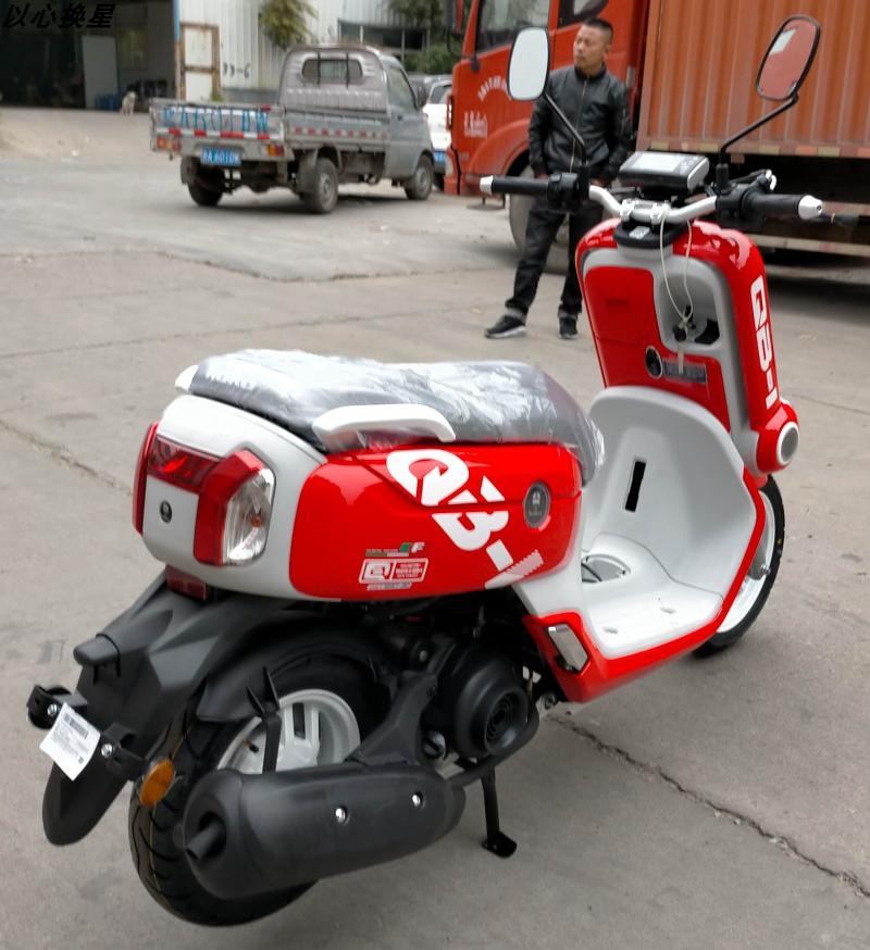 古思特时光机125cc踏板车国四电喷摩托车液晶仪表ied灯可上牌 黑色