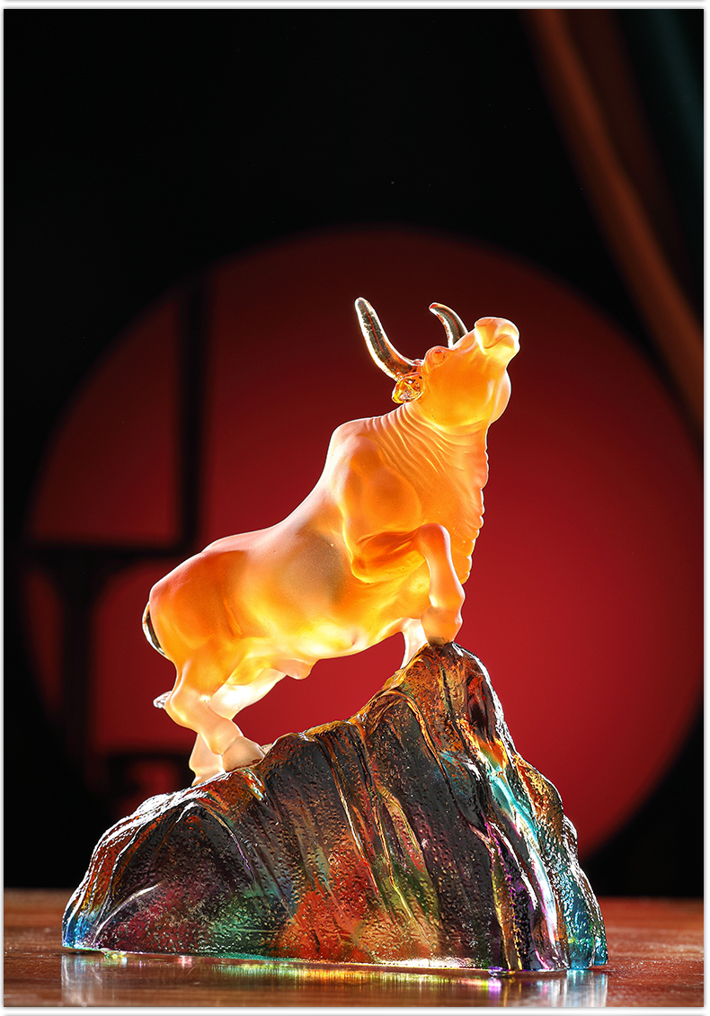 京茂牛年生肖贺岁礼品牛势琉璃工艺品牛摆件新春吉祥