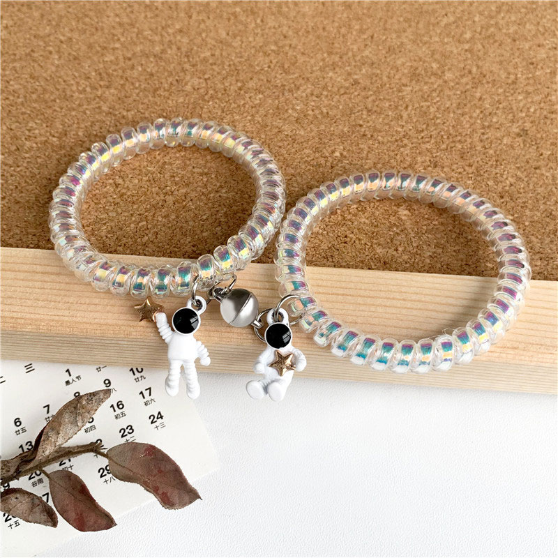 元捷 库洛米电话线女小清新太空人磁吸情侣手链闺蜜手绳两用潮 小公主