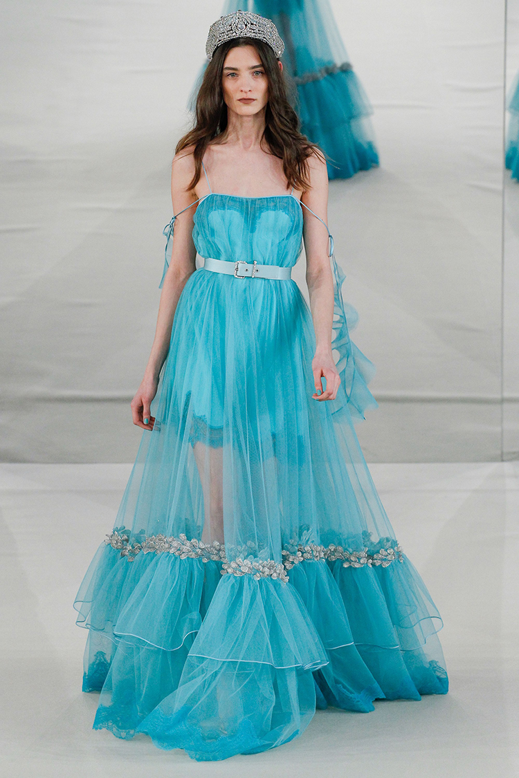 欧根纱布料黑色白色欧根纱布料柔软透明薄纱刺绣绣花