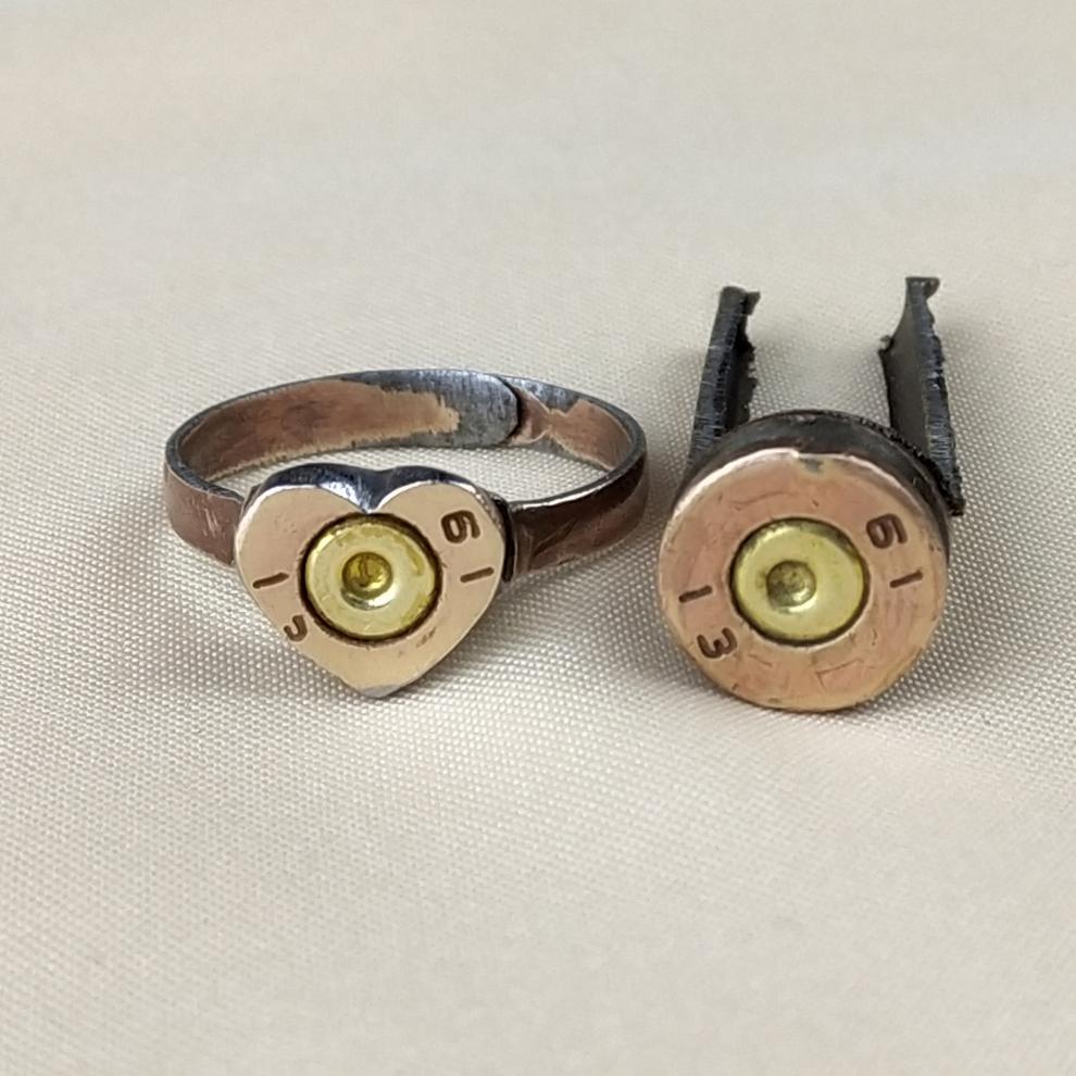 子弹壳弹壳戒指军旅饰品工艺品情侣情人节军嫂礼物军恋纯铜m16红绳