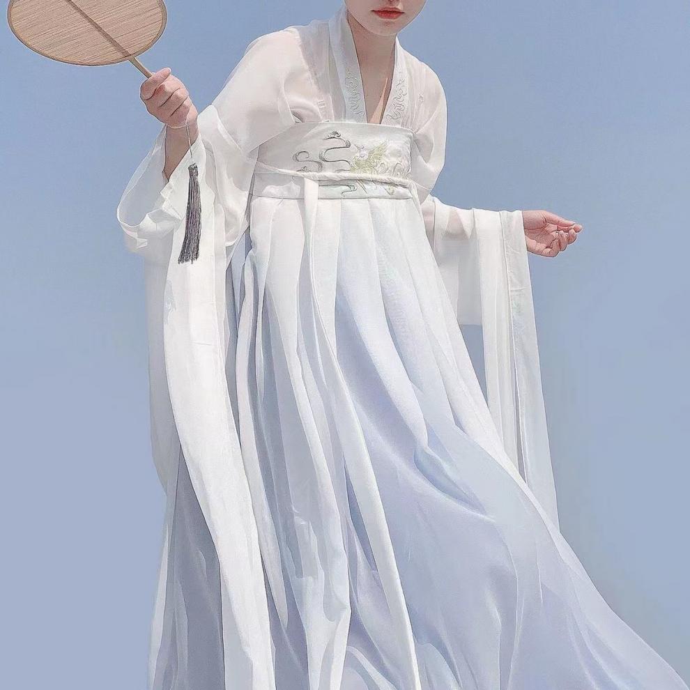 fpwj 万里晴空 学生汉服白菜原创汉服元素女超仙刺绣齐胸襦裙大裙摆女