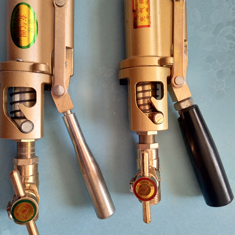 液化气充两用导推拉式倒充气阀液化气自闭角阀充装枪a款