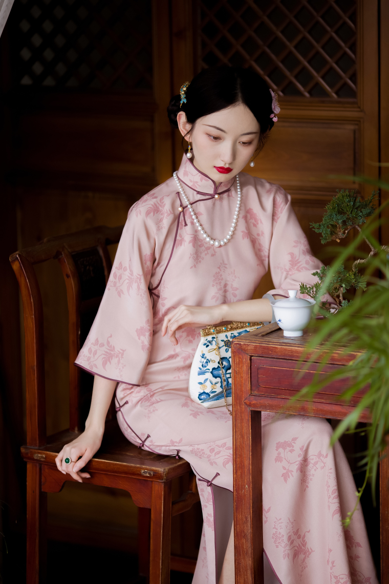 春城飞花丨2022春夏新款丨复古民国风一片式重磅真丝倒大袖旗袍女