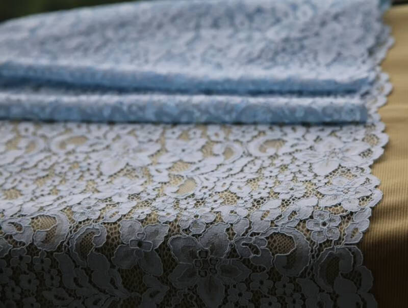蕾丝连衣裙布料高档车骨线立体重磅蕾丝布料波浪边礼服连衣裙服装面料