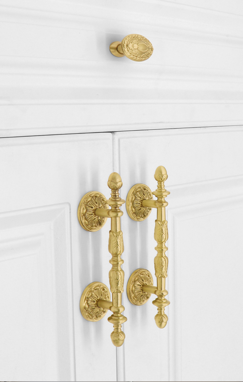 欧式铜拉手铜匠兄弟欧式金色纯铜衣柜门把手法式轻奢黄铜双孔抽屉橱柜