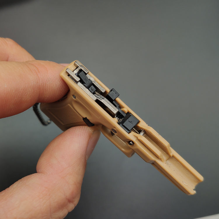 格洛克17迷你微缩小13模型枪仿真玩具手抢钥匙扣不可发射和抛壳预售银