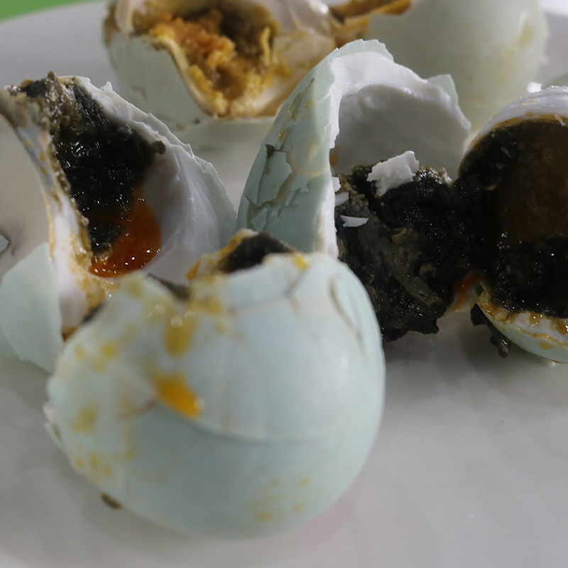 东北臭鸭蛋 东北臭鸭蛋十枚装农家自制臭鸭蛋海鸭蛋