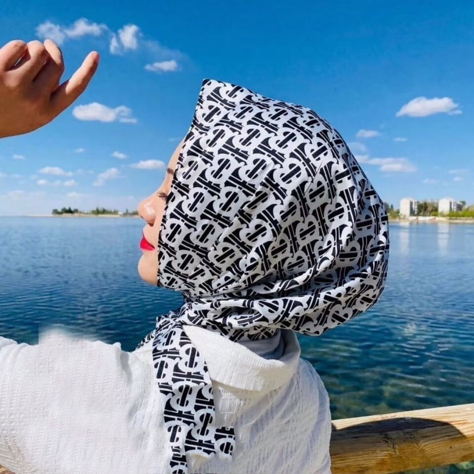 回族女人的套头纱巾春夏新款纱巾头套仿缎面飘带帽子套头回族盖头休闲