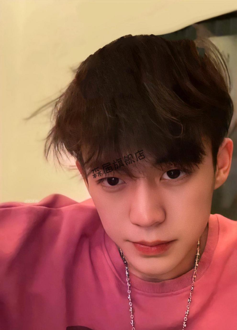 森届(senjie)重磅国潮男装联名潮牌ins余庆伟同款卫衣加绒加厚t恤人像