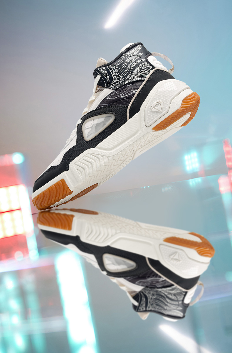 安踏烈焰高帮板鞋男鞋官网旗舰2022夏季新款皮面厚底休闲运动鞋男