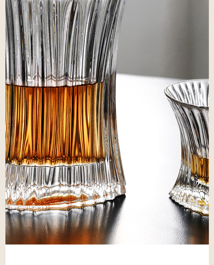 捷克进口水晶玻璃威士忌酒瓶带盖酒樽家用酒壶醒酒器分酒器高端奥坎