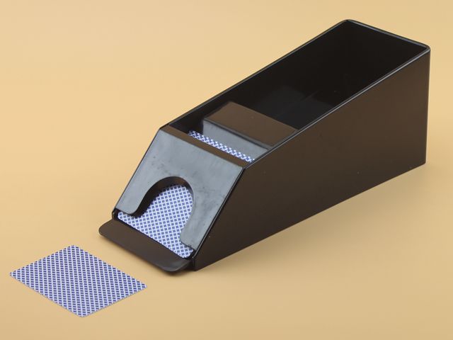 21点发牌器德州发牌机发牌器德州扑克道具21点扑克牌发牌盒246牌靴8付