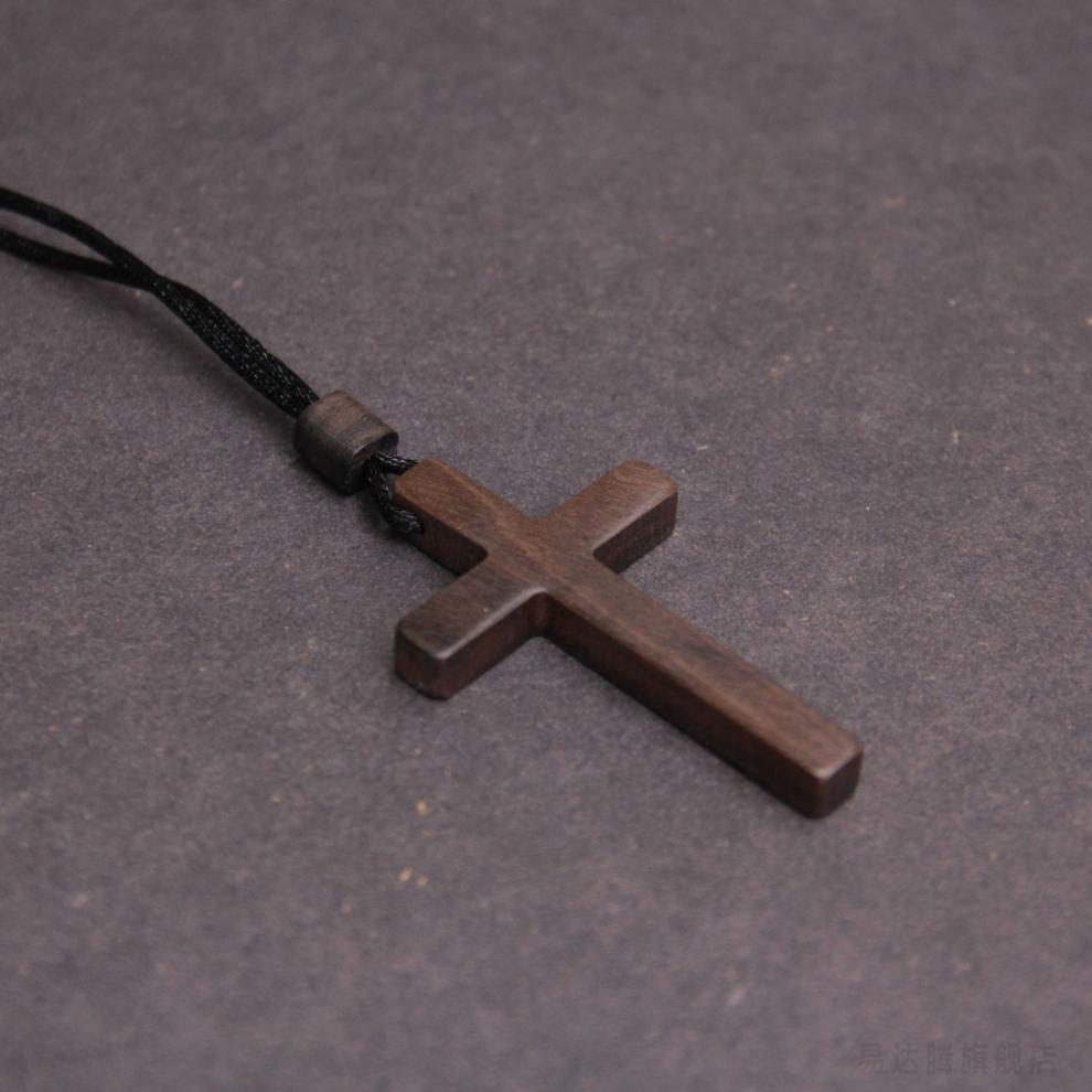 十字架木制实木红檀木十字架吊坠木质项链男女夏季简约百搭时尚饰品