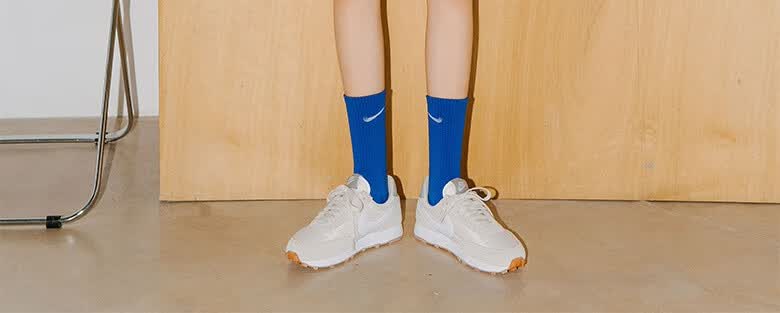 nike耐克官方彩色袜子女中筒袜外穿ins潮配鲨鱼裤袜款运动长袜 4双装