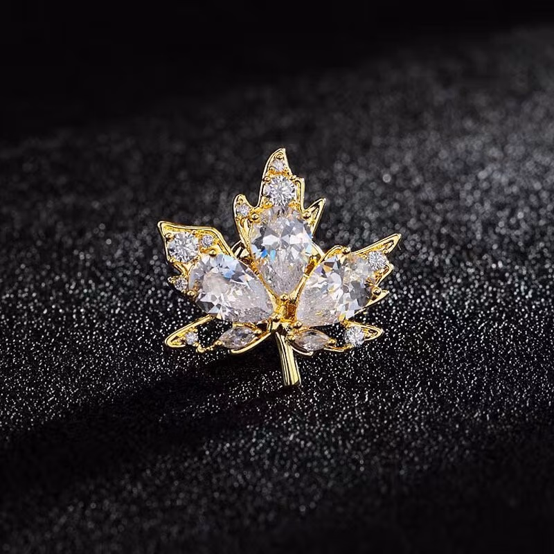 Maple Leaf Brooch Men's Corsage Suit Pin Crystal Badge Simple Atmosphere Pin Lapel Pin Accessories Red_voghion.com