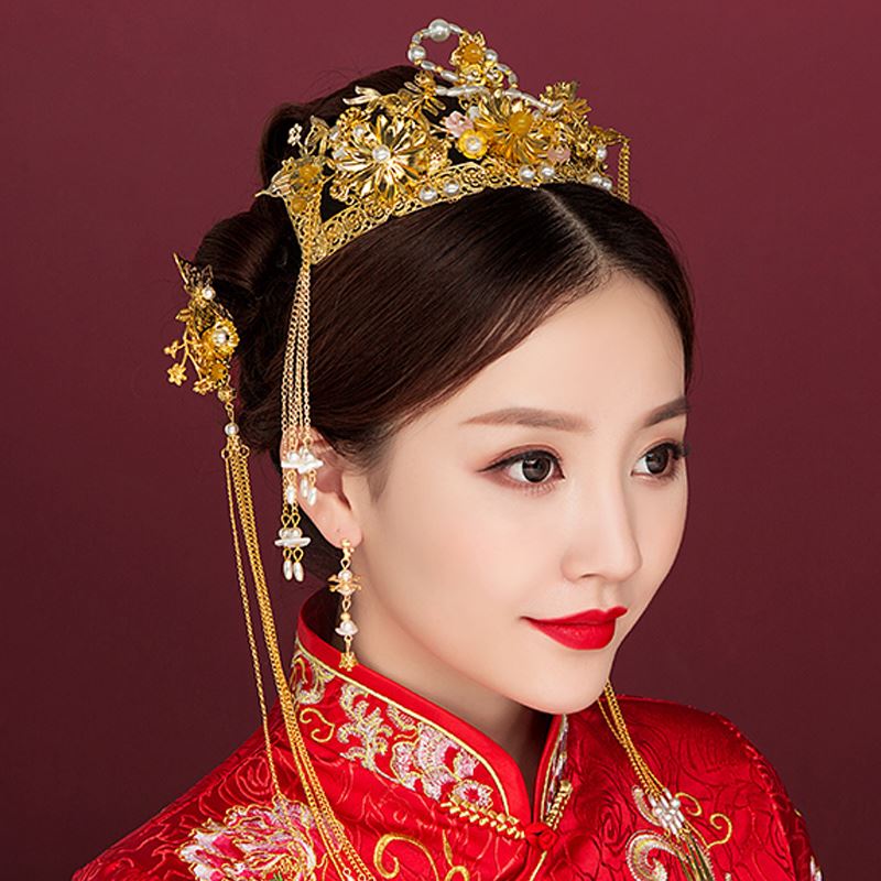 博皓头饰凤冠霞帔女古装龙凤褂拖尾秀禾服新娘头秀禾复古宫廷禾服长款